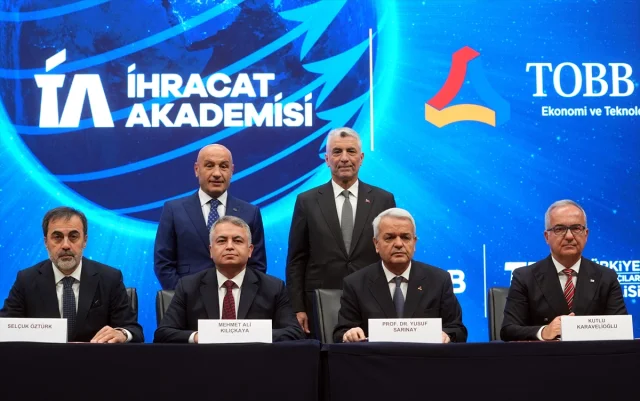 Türkiye'nin E-İhracatında Yeni Dönem: Ankara Zirvesi ve Sektöre Sağlanan Destekler