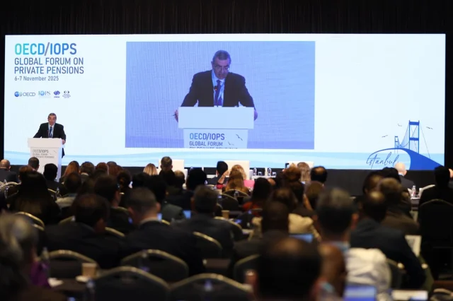 Emeklilik Sisteminde Dönüşüm: OECD/IOPS Forumu Türkiye'de Başladı