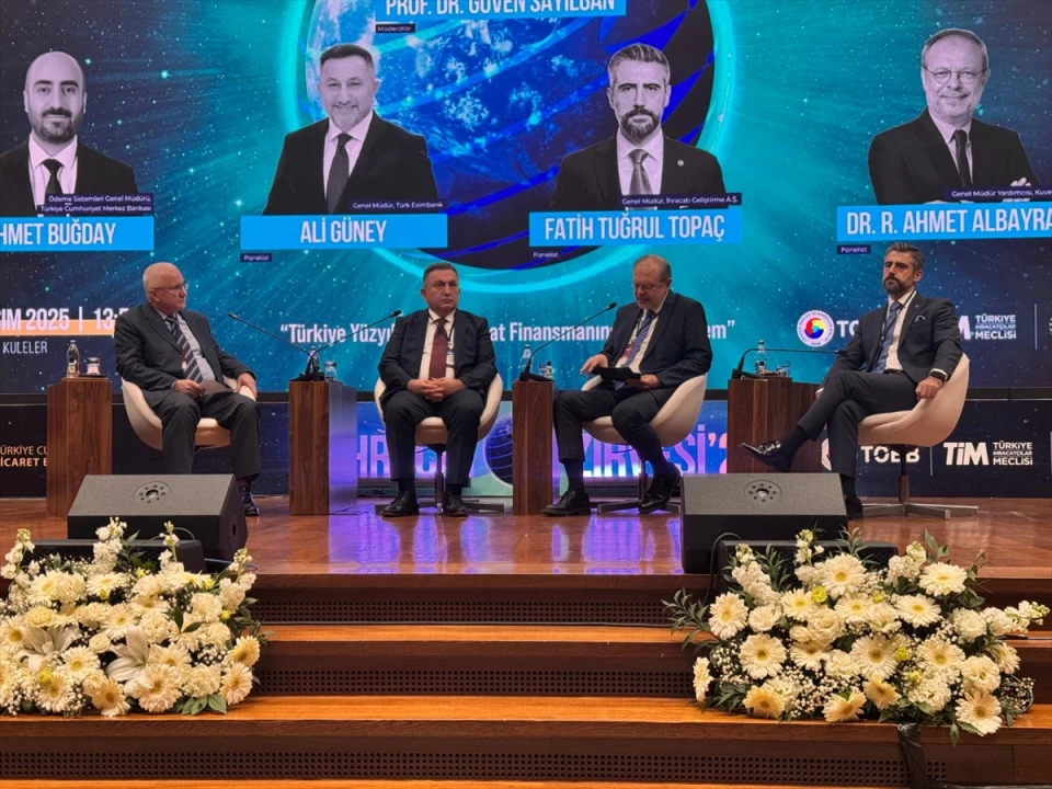 Ankara'da e-ihracatta Büyük Değişim Dalgası: Yeni Finansman Stratejileri Öne Çıkıyor