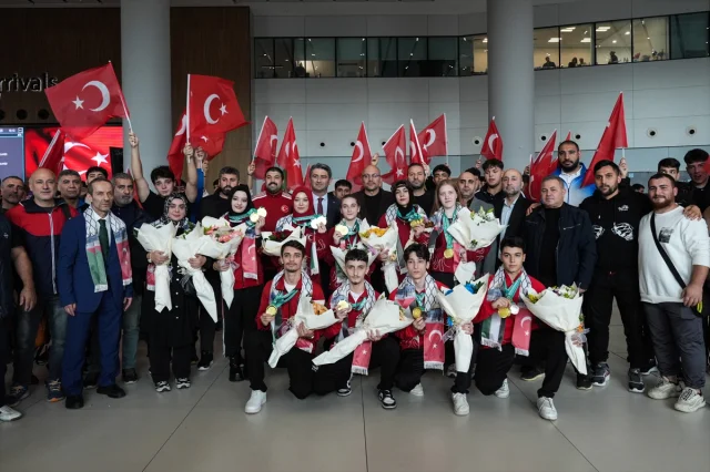 Türkiye Wushu Milli Takımı Çin'de Tarih Yazdı