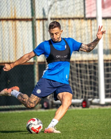 Çaykur Rizespor'un Gaziantep FK Maçı Öncesi Hazırlıklarında Sürpriz Gelişmeler