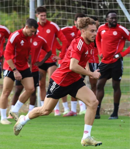 Antalyaspor Beşiktaş'a Karşı Galibiyet Arıyor