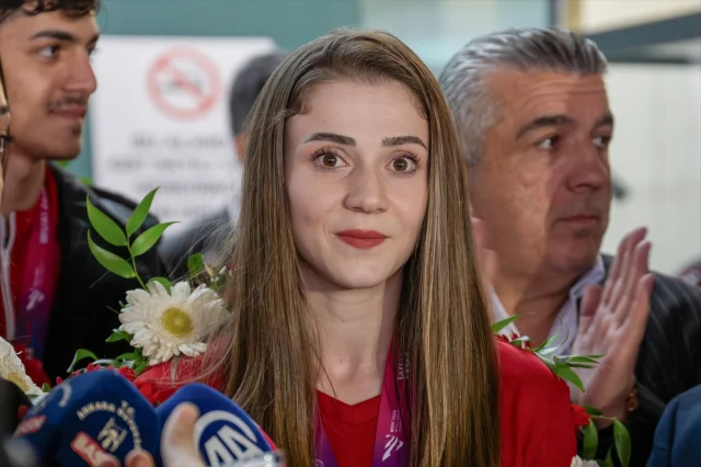 Milli tekvandocular Ankara'da coşkuyla karşılandı