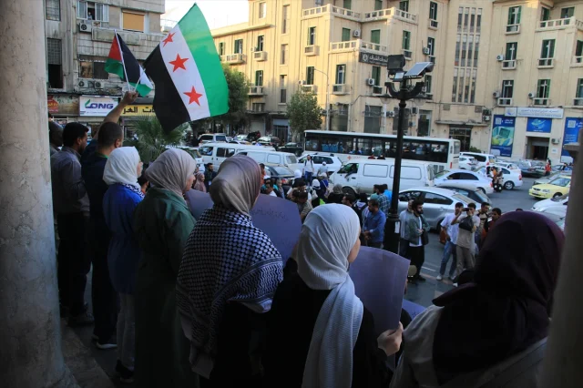 Şam'da Gazze ve Sudan İçin Düzenlenen Dayanışma Gösterisi Merak Uyandırdı