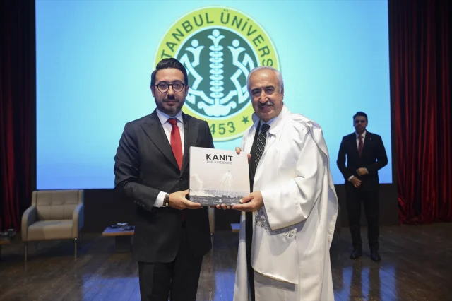 İstanbul Üniversitesi'nde Bilim Toplumu Yolunda Öne Çıkan Anlar