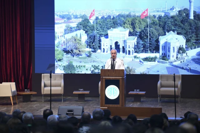 İstanbul Üniversitesi'nde Bilim Toplumu Yolunda Öne Çıkan Anlar