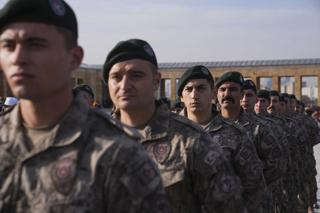 Emniyet Genel Müdürü Demirtaş ile Duygusal Anıtkabir Töreni