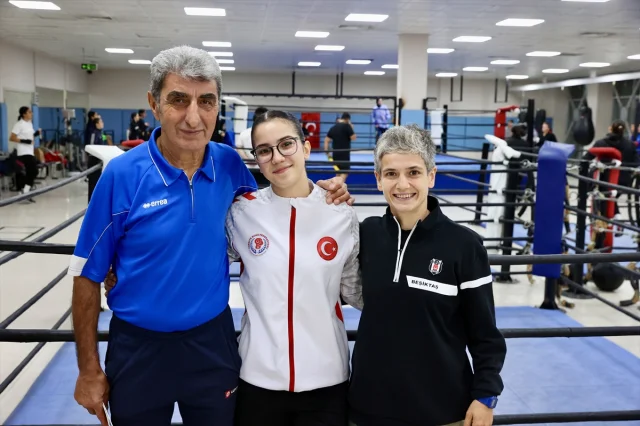Genç Boksörler Avrupa'da Altın Peşinde