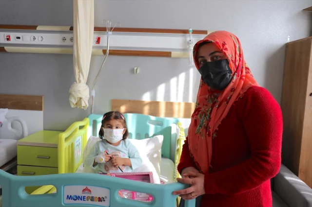 Sevgi ve Umutla Gelen Moral: Jandarmadan Lösemi Hastası Çocuklara Özel Ziyaret