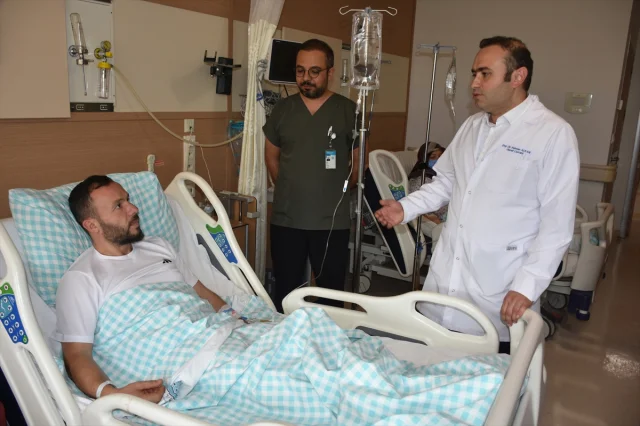Ablasına Böbrek Vermek İçin Rekabete Giren Kardeşlerin İnanılmaz Hikayesi