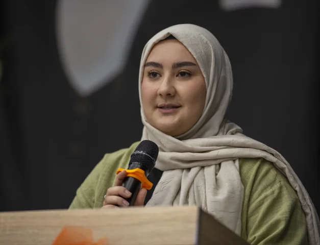 Zeynep'in Umut Dolu Mücadelesi Lösemiye İlham Verdi