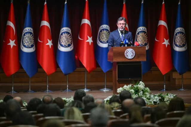 Bakan Yumaklı'dan Fidan Seferberliği Çağrısı Gündem Yarattı