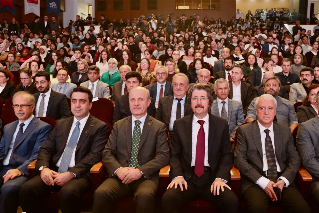 YÖK Başkanı Özvar: Yapay Zeka İçin Yeni Mevzuat Geliyor