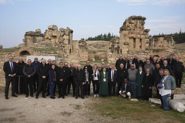 Papa'nın Ziyareti Öncesi Denizli'de Sürpriz Buluşmalar