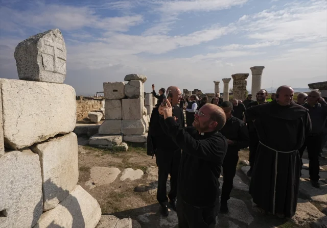 Papa'nın Ziyareti Öncesi Denizli'de Sürpriz Buluşmalar