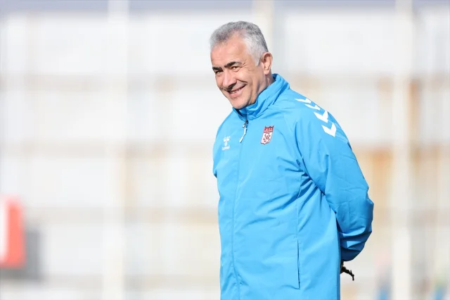 Sivasspor, Manisa FK Maçı Öncesi Galibiyete Odaklandı