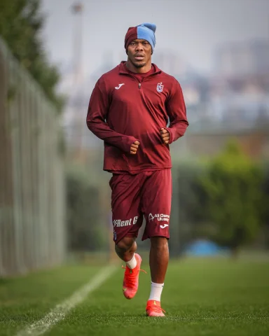 Trabzonspor ve Alanyaspor Karşılaşması Heyecanla Bekleniyor