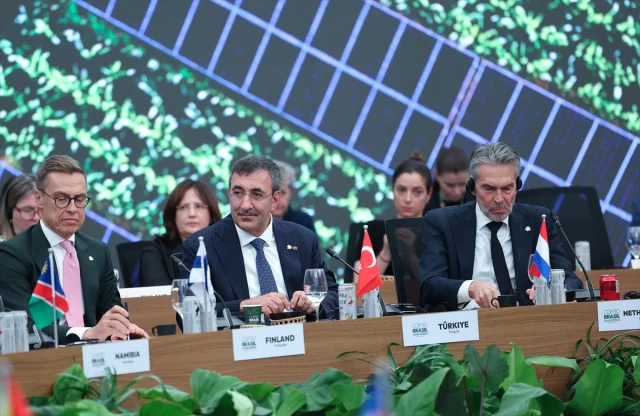 Cevdet Yılmaz COP30 Zirvesinde Enerji Dönüşümü Vizyonunu Anlattı