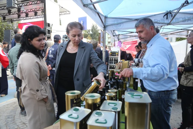 Milas'ta Zeytin Hasat Şenliği Coşkusu