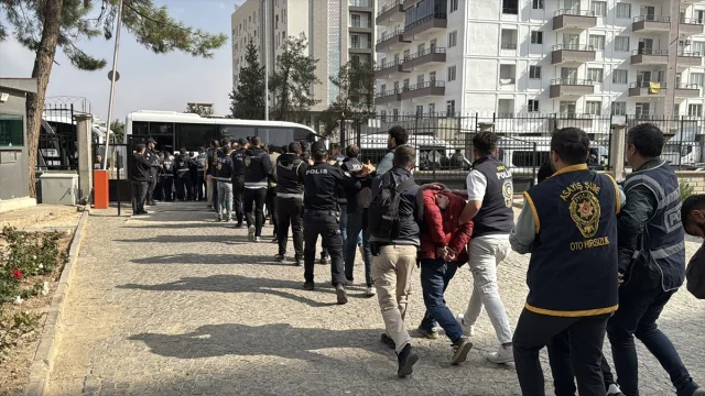 Adıyaman'da Büyük Silah Kaçakçılığı Operasyonu: 9 Kişi Hapse Girdi