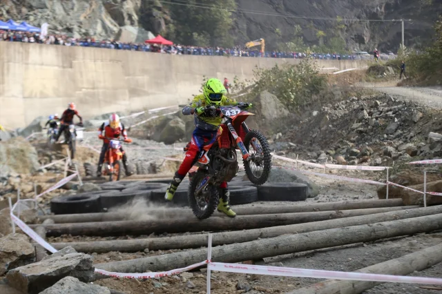 Türkiye Enduro ve ATV Şampiyonası Rize'yi Sallıyor