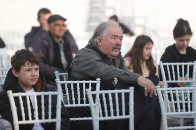 Taraftarlar Cezalı Maçı Dev Ekrandan İzledi