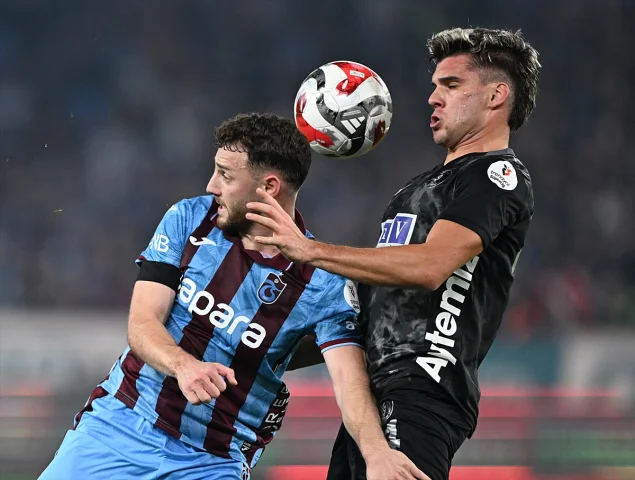 Süper Lig'de Trabzonspor ve Alanyaspor Nefes Kesti