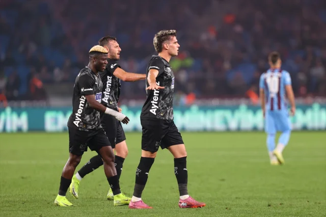Süper Lig'de Trabzonspor ve Alanyaspor Nefes Kesti