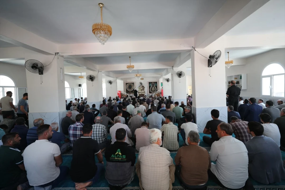 Hatay'da Depremden Sonra Yeniden İnşa Edilen Cami Törenle Açıldı