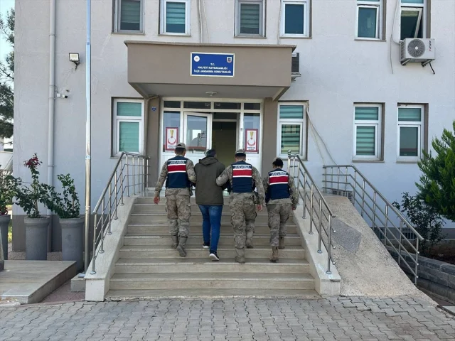 Şanlıurfa'da Firari Cinayet Hükümlüsü Filmleri Aratmayan Bir Operasyonla Yakalandı