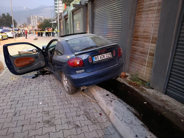Hatay'daki Kaza Şok Etkisi Yarattı: Yaya Hayatını Kaybetti, Sürücü Yaralı