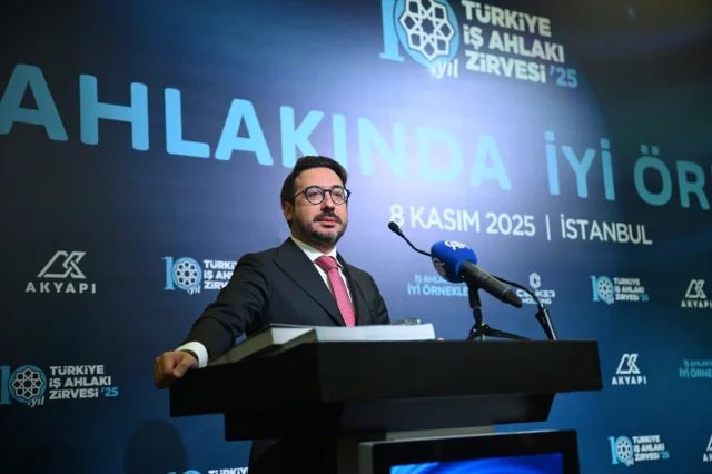 Türkiye İş Ahlakı Zirvesi İş Dünyasına Yeni Ufuklar Açtı