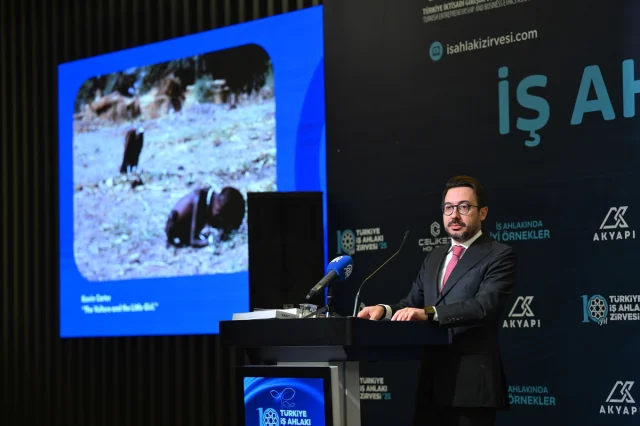 Türkiye İş Ahlakı Zirvesi İş Dünyasına Yeni Ufuklar Açtı