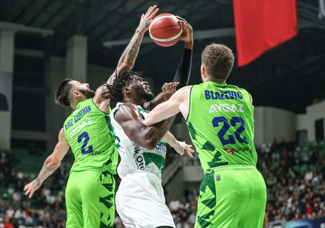 TOFAŞ ve Bursaspor Arasındaki Heyecan Dolu Derbi