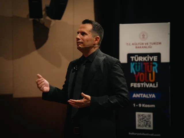 Antalya Kültür Yolu Festivali Sanatın Her Rengiyle Devam Ediyor