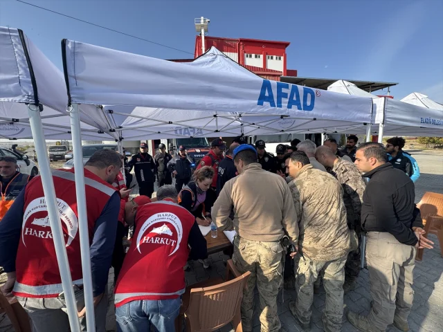 Elazığ'da Kayıp Otizmli Çocuğun İzine Hâlâ Rastlanamadı
