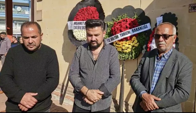Davulun usta ismi Adem Göçer Kırşehir'de son yolculuğuna uğurlandı