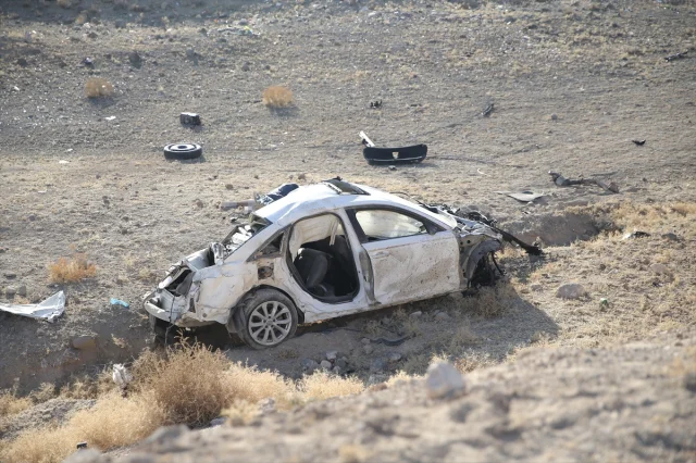 Niğde'de Feci Kaza: İki Kişi Hayatını Kaybetti, Bir Yaralı