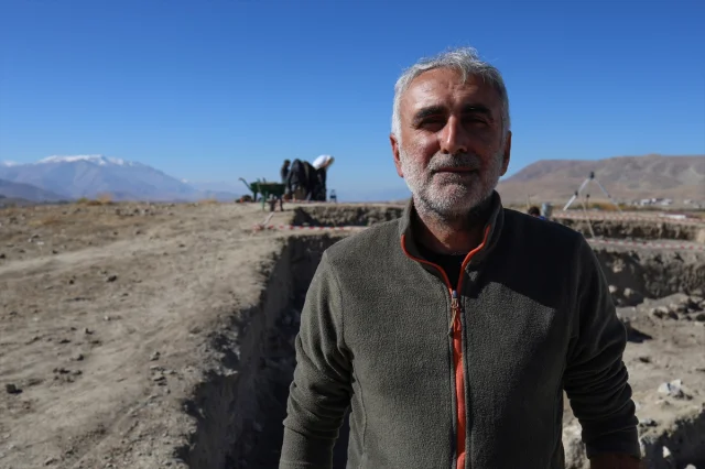 Van'da Tarihi Keşif: Binlerce Yıllık Arpa Taneleri Ortaya Çıktı