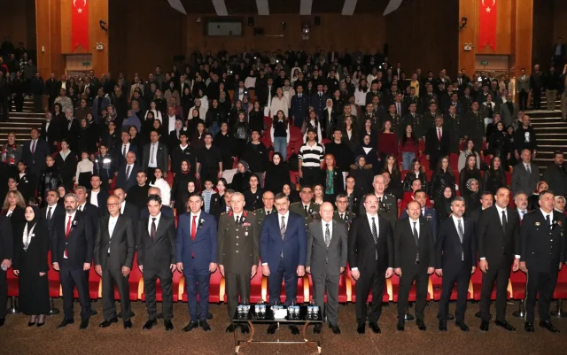 Erzurum ve Çevresinde Atatürk'e Coşkulu Anma Töreni