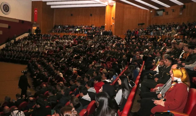 Erzurum ve Çevresinde Atatürk'e Coşkulu Anma Töreni