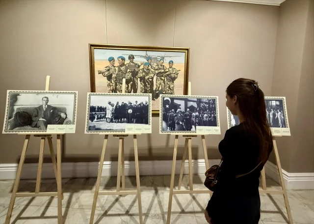 Kazakistan'da Atatürk'ün Anısına Duygu Dolu Anma ve Fotoğraf Sergisi
