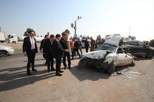 Hatay Trafiğinde Korkutan Kaza: Kamyon 6 Araca Çarptı, 4 Yaralı