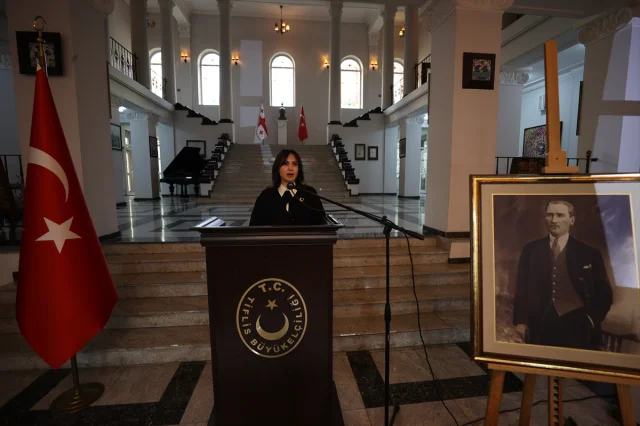 Mustafa Kemal Atatürk'ü Anma Töreni Gürcistan'da Unutulmadı