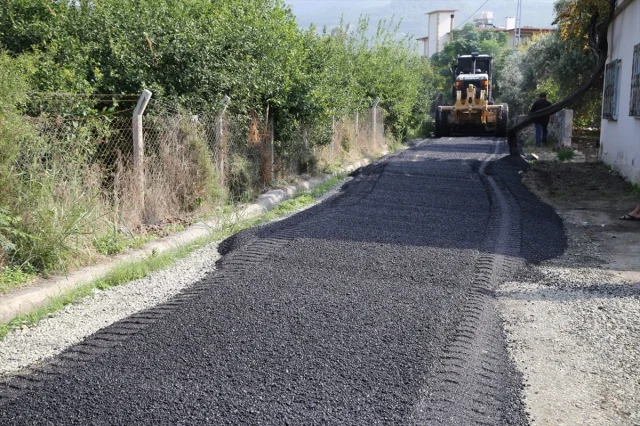 Hatay'da 13 Yaşındaki Ali İçin Yol Asfaltlandı