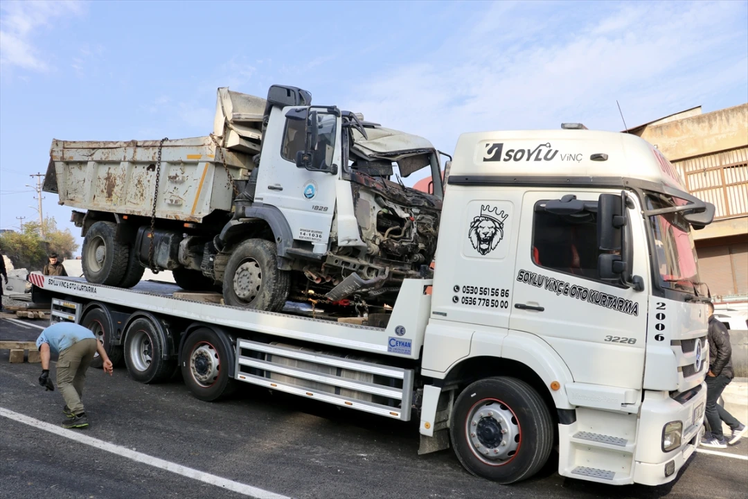 Trabzon'da Hareket Eden Kamyon Kazaya Yol Açtı