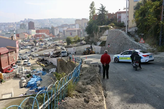 Trabzon'da Hareket Eden Kamyon Kazaya Yol Açtı