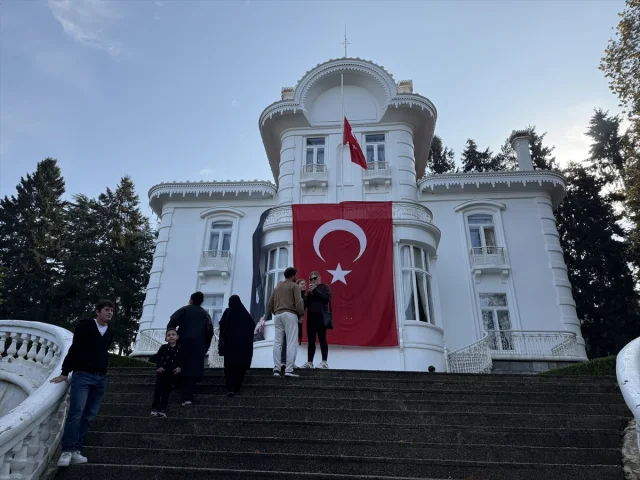 Trabzon'daki Atatürk Köşkü'nde Anlamlı Gün: Ziyaretçi Akını