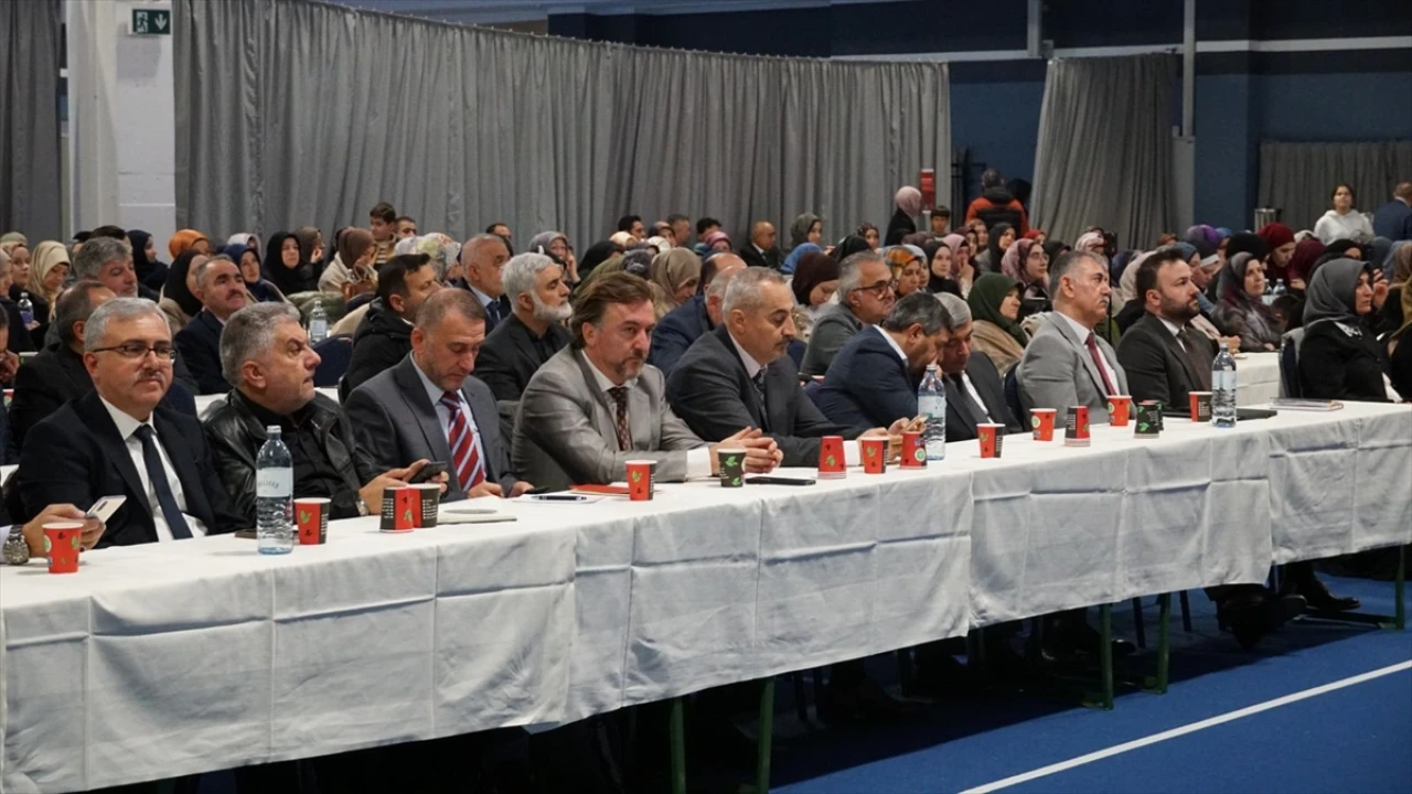 Avusturya'da Türk Din Görevlileri İçin Unutulmaz Eğitim Çalıştayı