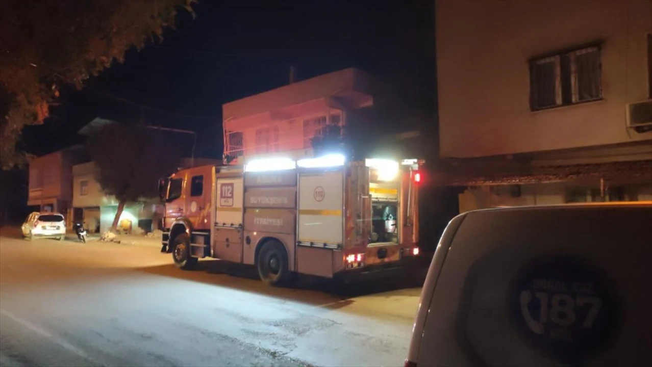 Adana'da Yangın Alarmı Duman Kabusu Yaşattı